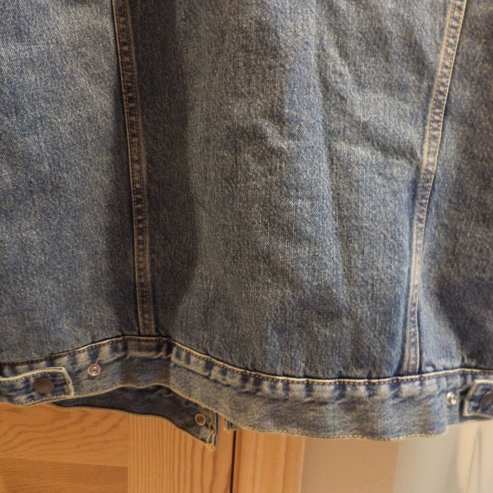 LEVI STRAUSS & CO. JEAN Jacket - DENIM Jacket - Fleece Lined-Loose Fit Size: XXL - Picture 12 of 13